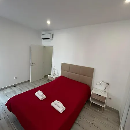 Casa Analucia Apartment *